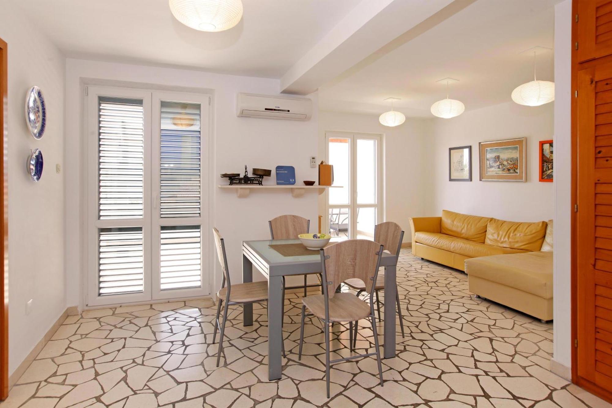 בול Apartments Mel מראה חיצוני תמונה