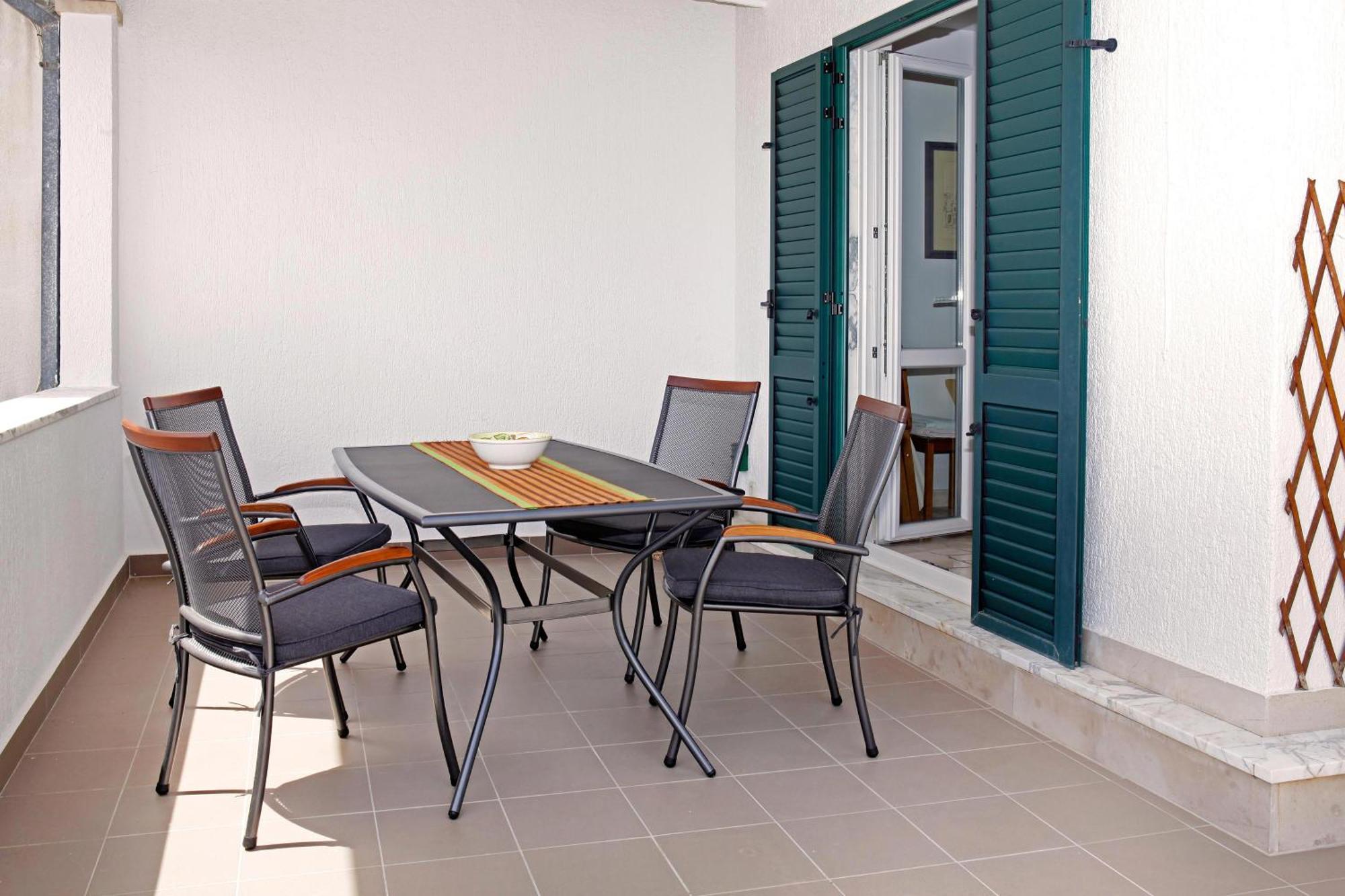 בול Apartments Mel מראה חיצוני תמונה